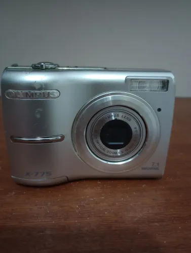 Camera Digital Olympus 7.1 mp