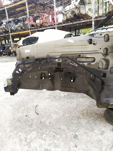 Longarina Esquerda  Jeep Cherokee Sport 3.7 2005 186300