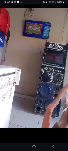 Maquina de musica para bar