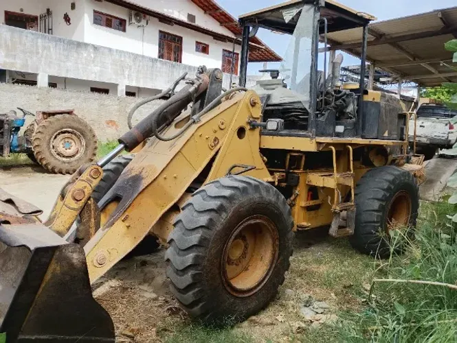 PÁ CARREGADEIRA CATERPILLAR 924 G