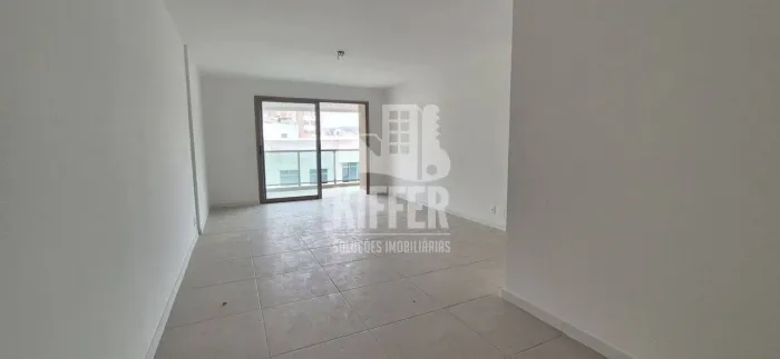 Apartamento 2 quartos com suíte e escritório em Icaraí | 117m², varanda com churrasqueira