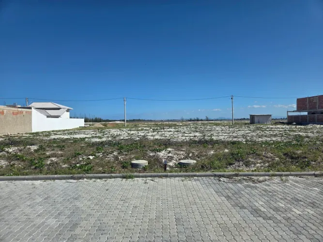 Terreno Arraial do Cabo, Blue Lake, Escriturado e Registrado 100% Documentado , Raridade.