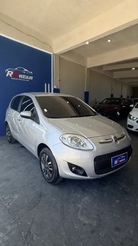 Fiat Palio Attractive 1.0 EVO Fire Flex 8V 5P 2013