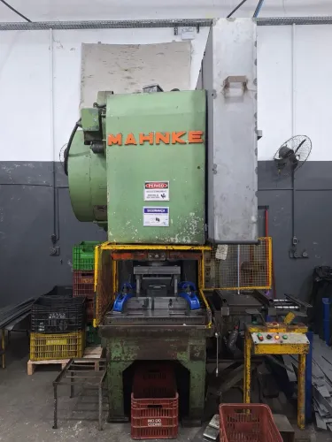 PRENSA EXCÊNTRICA FREIO FRICÇAO 85 ton