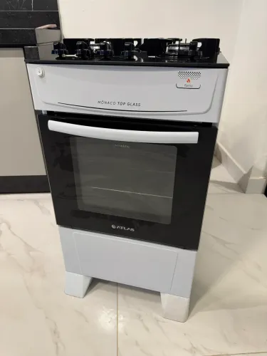 Fogão Atlas, pouco usado, impecável