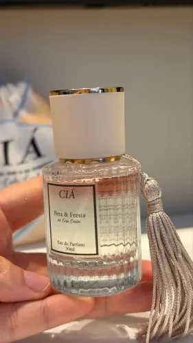 Perfume pera e frésia 