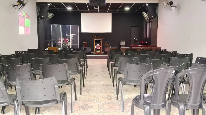 Igreja na Trindade para alugar - otima localização