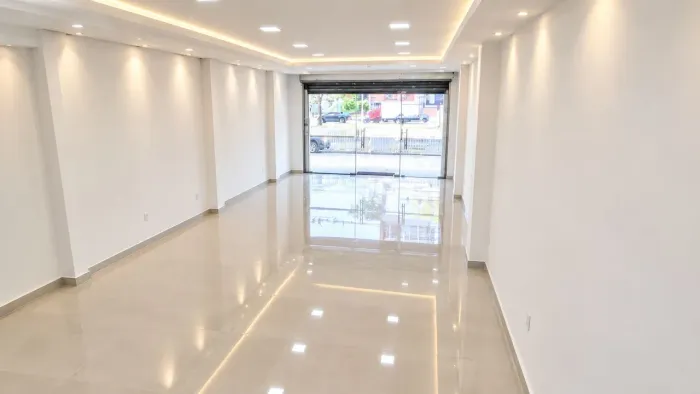 Prédio/Galpão/Lojão - 520m2, "Novo" vão livre com mezanino - Boaventura c/ Doca - Umarizal