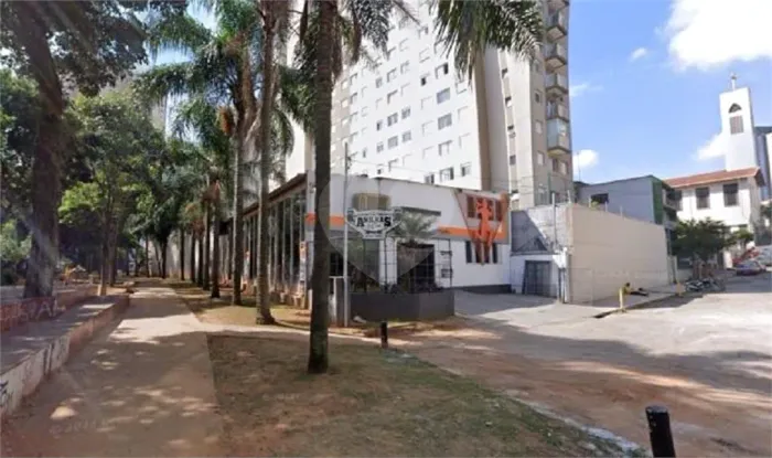 Prédio inteiro para locação em Vila dom pedro ii - SP