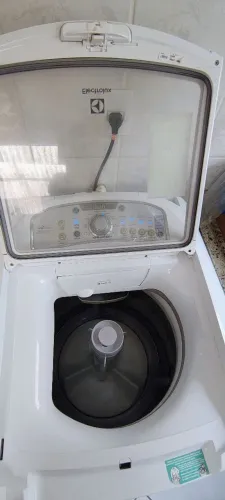 Máquina Lava e Seca 15kg Eletrolux em  bom estado de conservação 