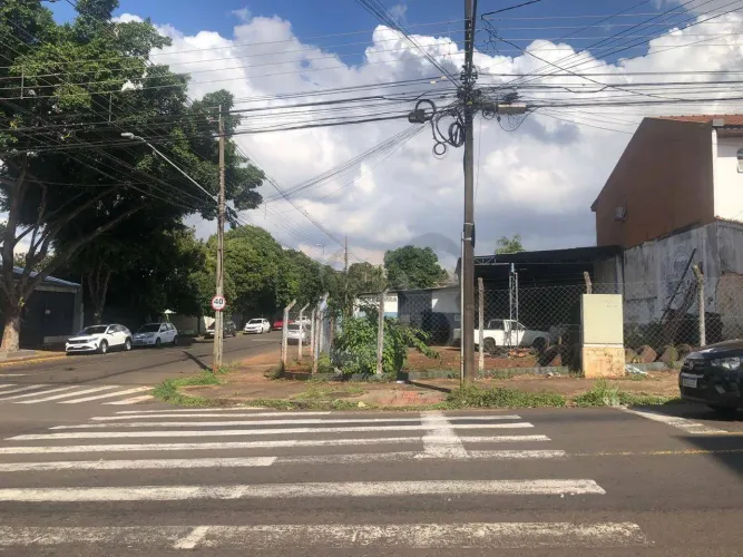 Terreno à venda, 378 m² por R$ 420.000 - Oriente - Londrina/PR