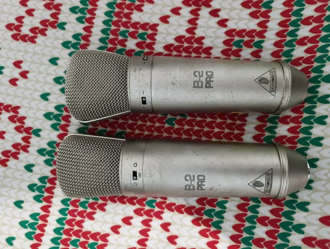 Microfone Behringer B2 Pro (Retirada de peças ou conserto)