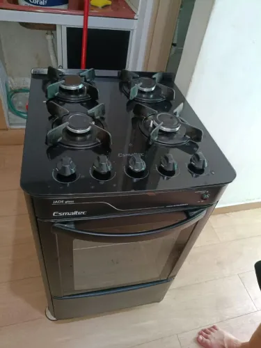 Fogão elétrico 4 bocas marca smaltec