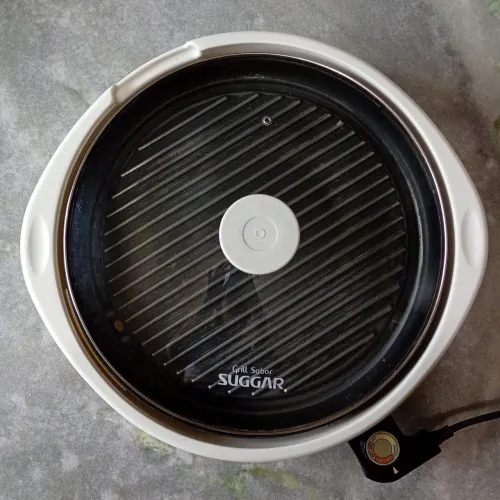 Grill Elétrico Sugar com tampa de vidro
