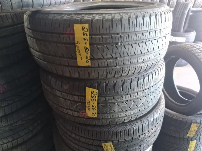 2 pneus 255/50/20 Bridgestone seminovos