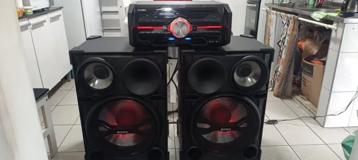 MINI SYSTEM SONY FST-SH2000 COM 1500 WATTS RMS DE POTÊNCIA.