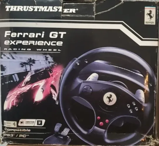 Volante TrustMaster Ferrari