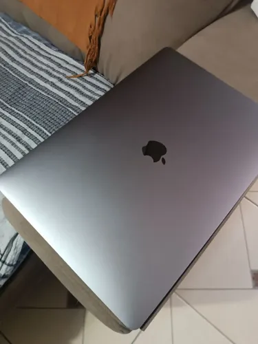 Macbook pro Touchbar bar I7 15 pol 2017