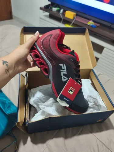 Tênis original fila N 42
