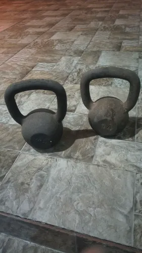 2 kettlebell de 14 kg