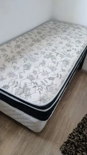 Cama solteiro