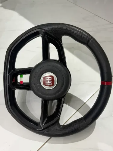 Volante esportivo linha Fiat 