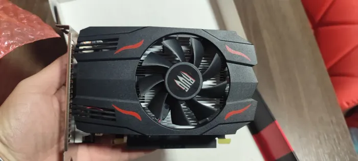 Placa de Vídeo RX 550 AMD DDR5 4GB