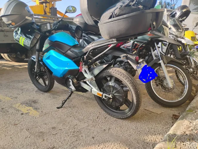 Moto elétrica 