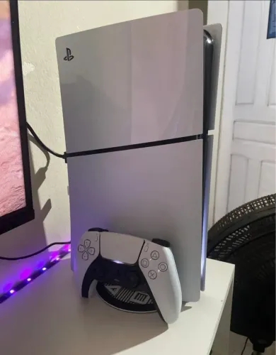 Play 5 1TB
