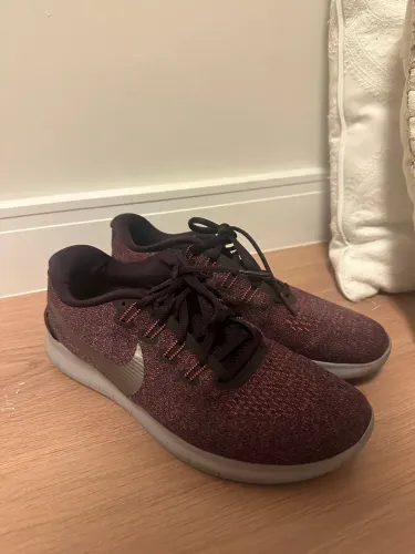 Tenis Nike free