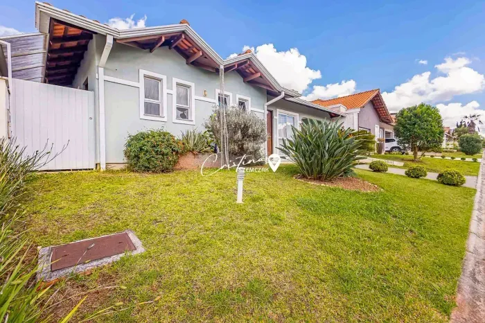 Casa térrea em condominio fechado, Santa Felicidade - Curitiba