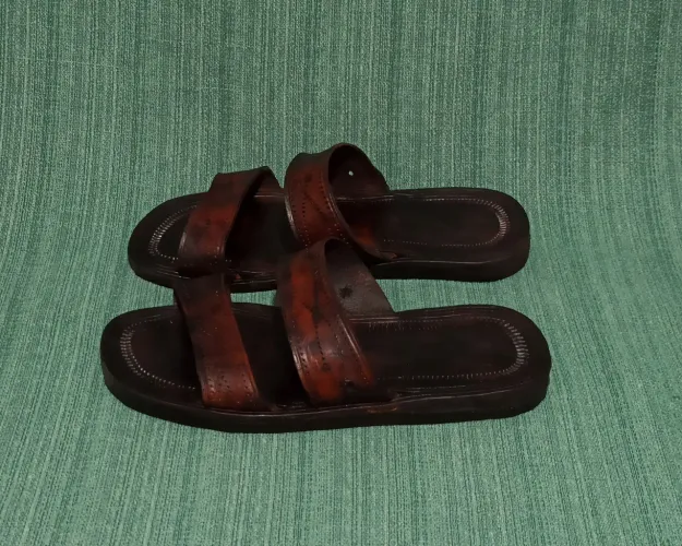 3 pares de sandálias, artesanais n°42-43 (detalhes na descrição)