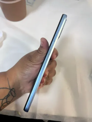 Celular usado/ para retirada de peça