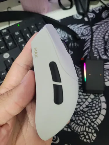 Rapoo VT7 Max - Sensor PAW 3950 Ultra / 8K Polling / 1000h Bateria (Novo)