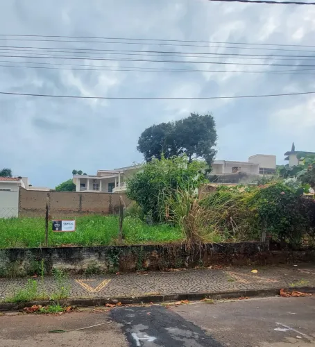 Terreno à venda no bairro Werner Plaas em Americana/SP