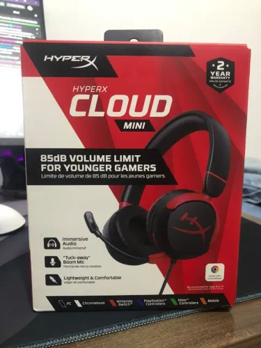 Headset Gamer Infantil HyperX Cloud Mini, Com Fio e Limitador de Volume, USB-C, Preto - 7G