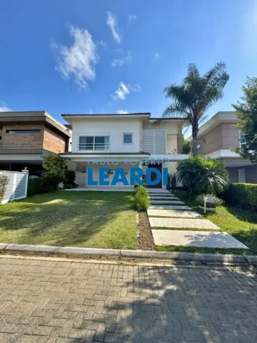 CASA EM CONDOMÍNIO - TAMBORÉ - SP