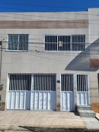 DÚPLEX TOTALMENTE REFORMADO - EXCELENTE OPORTUNIDADE PARA MORAR OU INVESTIR!