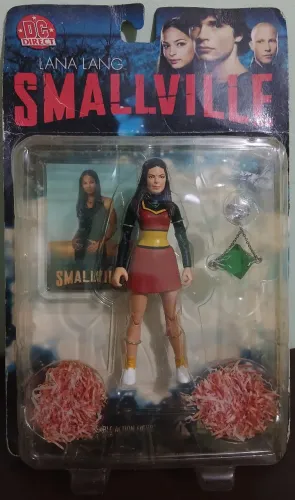Boneco Smallville séries 1 Lana Lang nova e lacrada.