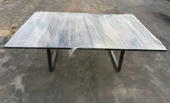 Mesa de escritório Premium. Reunião. 