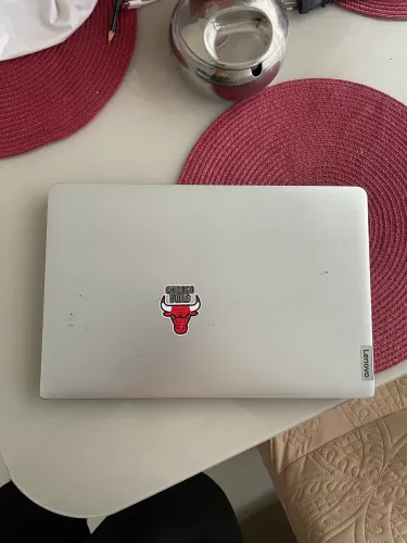 Notebook Lenovo Idealpad 1