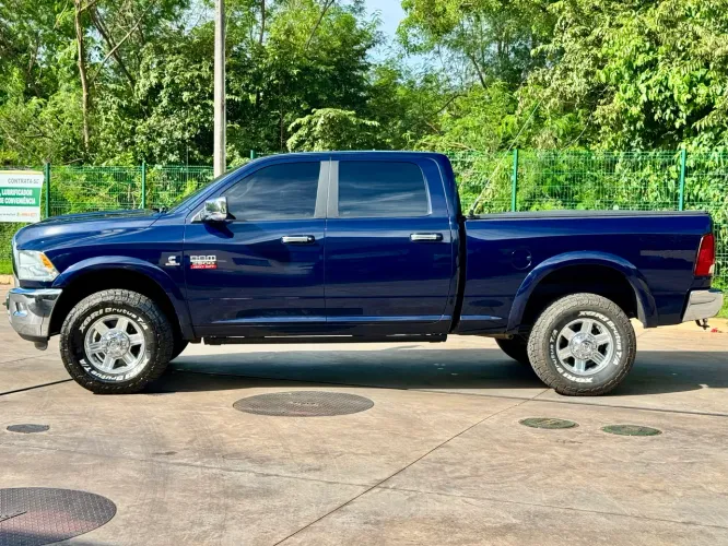Ram 2500 Laramie 6.7 TDI CD 4X4 Diesel 2012