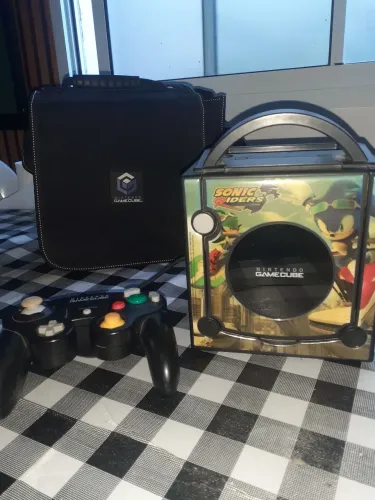 Gamecube Sonic com Maleta