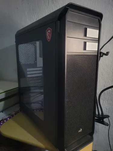 Gabinete Gamer Aerocool Aero 500