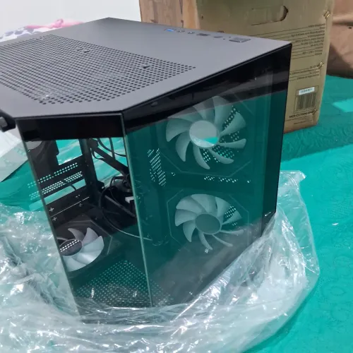Gabinete Mance + 6 fans RGB gerenciáveis