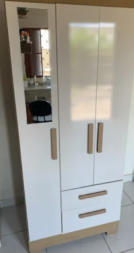 Guarda roupa solteiro 3 portas novo entrego 