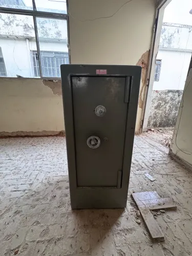 Cobre de ferro com concreto
