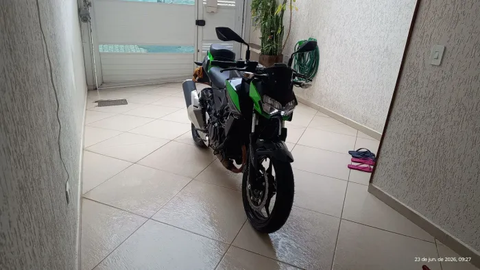Kawasaki z400 2022/2022 único dono !!!