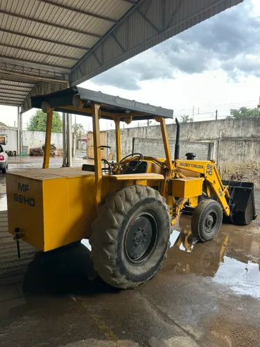 PA CARREGADEIRA TRATOR MF 86 MASSEY
