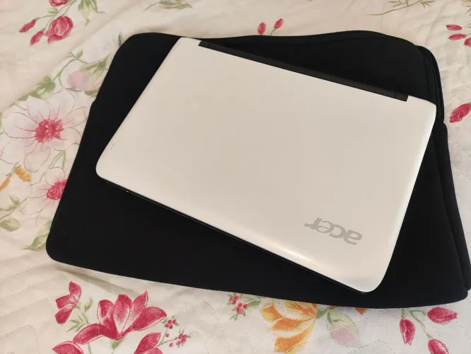 Netbook Acer tela de 11.6